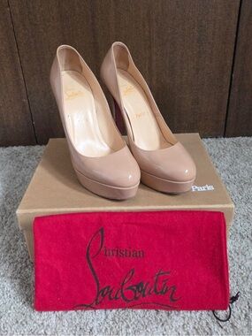 Christian Louboutin Bianca Patent Leather Nude Platform Pumps